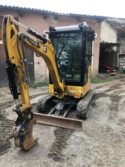 Caterpillar CAT 301.8 - 12