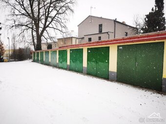 Byt 3+1 zděný, balkon, garáž. Jihlava - 12