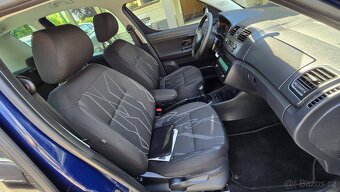 ŠKODA ROOMSTER 1.4 16V FRESH 1MAJITEL - 12