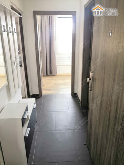 Moderní byt 2+KK s uzamykatelnou lodžií, vyhledávaná lokalit - 12