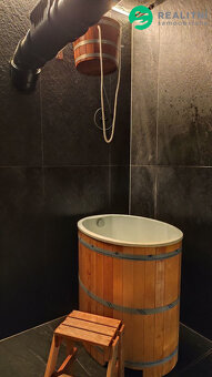 Mercedes mezi byty - luxusní 1kk 51m2 s wellness - 12