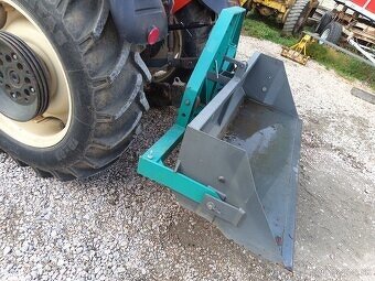 Bedna za traktor - 12