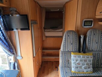 Obytný Mercedes Sprinter LMC - vyměním za menši - 12