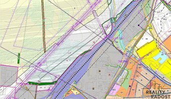 Prodej komerčního pozemku 3 106 m² – Staré Město u Uherského - 12