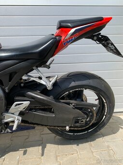 Honda CBR 1000 RR Fireblade - 12