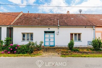 Prodej rodinného domu, Hrádek - okres Znojmo, ev.č. 00268 - 12