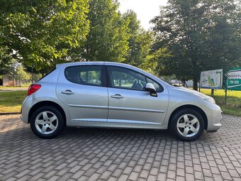 PEUGEOT 207 1.4 16V 65 kw - 12