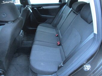 Volkswagen Passat, 1,6TDI-77KW- 6-RYCHLOSTÍ - 12