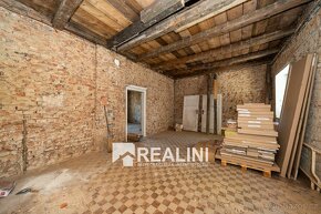 Prodej rodinného domu v Rychvaldě k rekonstrukci podle Vašic - 12