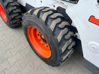 Nakladač smykovy Bobcat S530, nové pneumatiky UNC, CAT, - 12