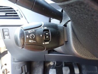 PEUGEOT 207 SW 1,6 HDI - 12
