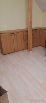 ložnice, postele, skříňky - 12