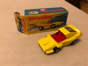 MATCHBOX/LESNEY autíčka - 12
