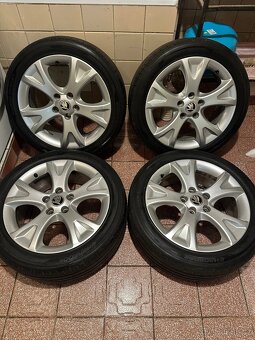 ALU Kola ŠKODA 5x112 R17 PALLAS Letní Pneu 225/45/17 - 12