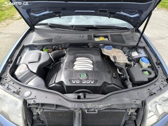 Škoda Superb 2.8 6V benzín automat - 12