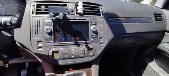 Ford C-MAX - 12