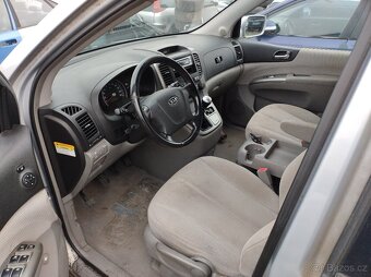 KIA Carnival III 2008 2,9CRDI 136kW J3 XENONY - DILY - 12