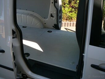 VW CADDY MAXI 2.0 TDI 103KW KLIMA VYH.SEDAD PARKTRONIC TAŽNÉ - 12