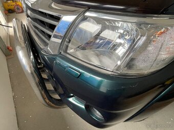 Toyota Hilux - 12