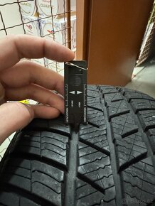 Barum Polaris - 205/55 R17 V XL - 12