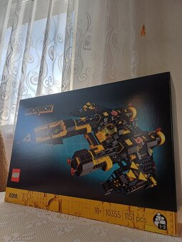 LEGO® ICONS 10355 Blacktron Renegade - 12
