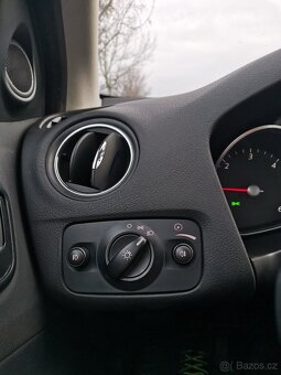 Ford Mondeo 2008 1.8 TDCi 92 kW 330tis 1.m - 12