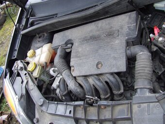 Prodám náhradní díly Ford Fusion 1.4 benzín Facelift 2009 - 12