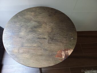Křesla a stolek k renovaci - 12
