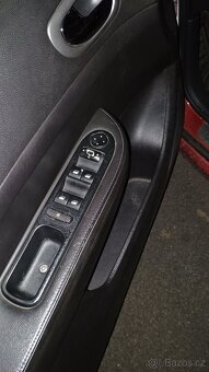 Peugeot 307 2.0 16V - 12