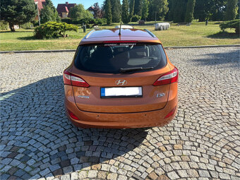 Hyundai i30 kombi, 1.6 CRDi, diesel, 81kW, r.v. 2016, manual - 12