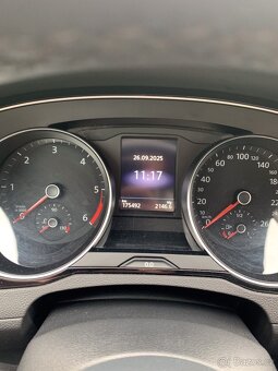 Volkswagen Passat 2.0 TDI EVO Business DSG /AJ NA SPLÁTKY / - 12