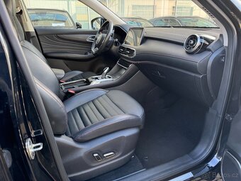 MG EHS PHEV Luxury 1.5 190kW AUT. 60tkm Virtual - Zálohováno - 12