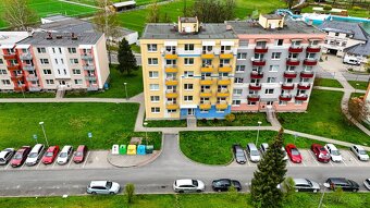 Prodej bytu 2+1 se dvěma balkóny, Jeseník. - 12