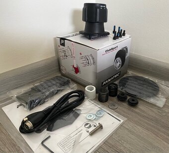 Simracing kokpit Fanatec, Thrustmaster, Bride - 12