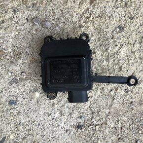Servomotor centrální směšovací klapky klimatizace vw golf 4 - 12