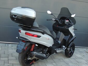 PIAGGIO MP3 500 HPE 2021 ABS ASR ZPÁTEČKA ,,B" řidičák - 12