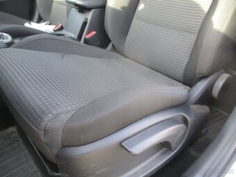 Kia Ceed 1,6 CRDi 85kw Tažné Vyhř.sed, CZauto 11/2019 - 12