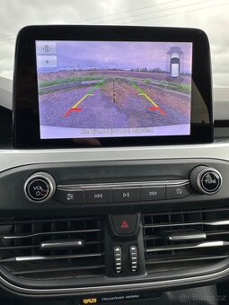 Ford Focus kombi nájezd 72000km - 12