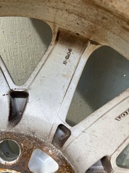Volvo alu kola 16” ,5x108 - 12