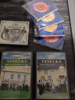CD a DVD - 12