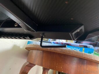 Herní stůl Ultradesk (stůl do pracovny) - 12