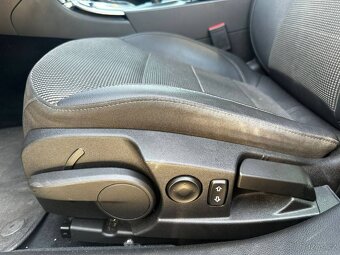 Opel Insignia Combi 2.0 CDTI - 12