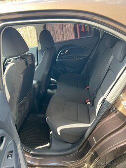🟤 Kia Rio 1.2 CVVT 62 kW Comfort | 2012 | Najeto 122 000 km - 12