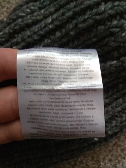 Nové dámské pletené sety - čepice, šála/kruhová šála - 12