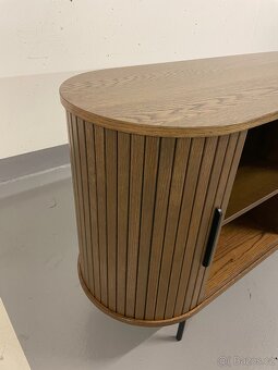 Komoda s posuvnými dveřmi UF - 12