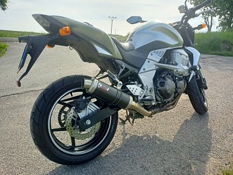 Kawasaki Z750 - 12