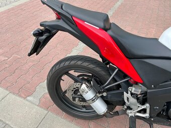 Honda CBR 125 R 2011 - 12