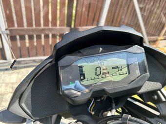 BMW G310 GS, šedá ( motor jen 1.500km ) - 12