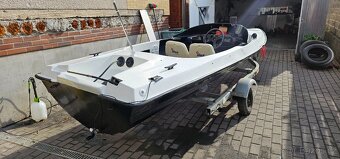 Motorový člun po kompletní rekonstrukci + vlek + motor 23hp - 12