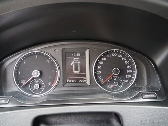 VW TRANSPORTER T5 (7HC) Long, 2015, 133tKm, 9 míst - 12